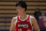 媒体人：杨瀚森进攻端球权相对有限 防守端观感比上一场有提升